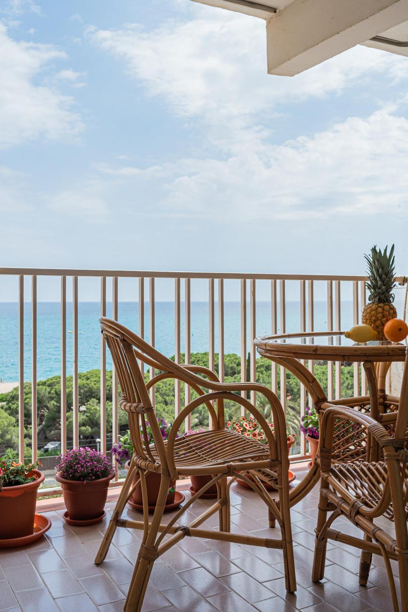 Sea View Apartments マルグラット・デ・マル エクステリア 写真